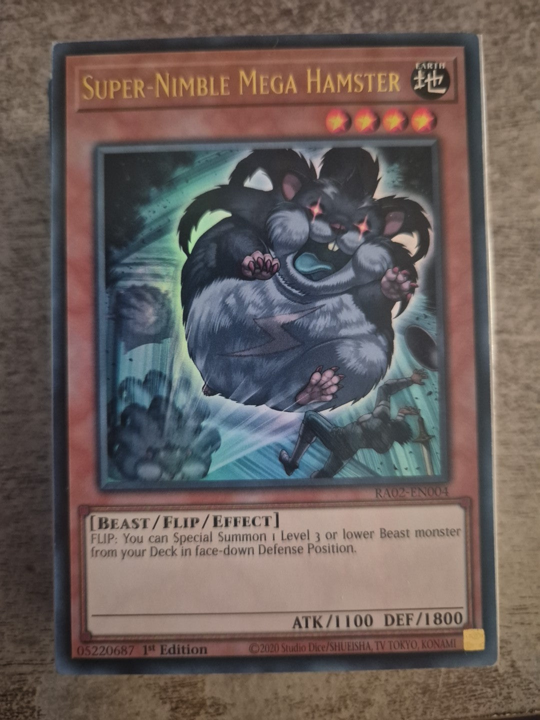 Yu-Gi-Oh! - Super-Nimble Mega Hamster - RA02-EN004 - Ultra Rare - 1st Edition