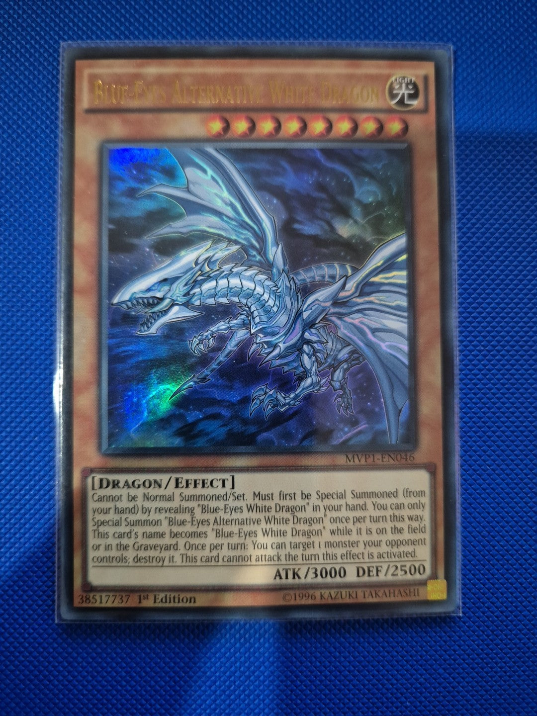 Blue-Eyes Alternative White Dragon MVP1-EN046 Ultra Rare 1st Edition