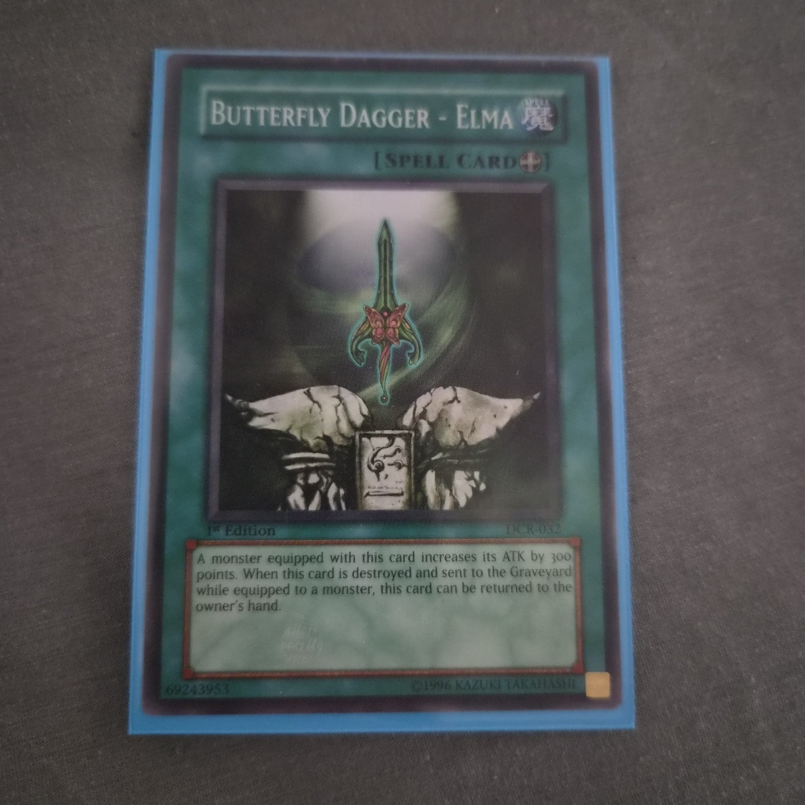 Yu-Gi-Oh! TCG Butterfly Dagger - Elma Dark Crisis DCR-032 1st Edition Super Rare