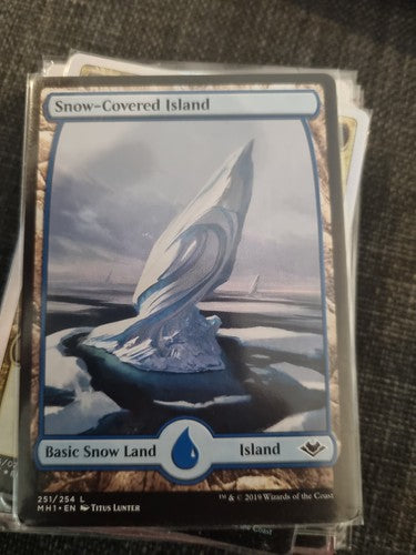 MTG Snow-Covered Island - MH1 Modern Horizons NM